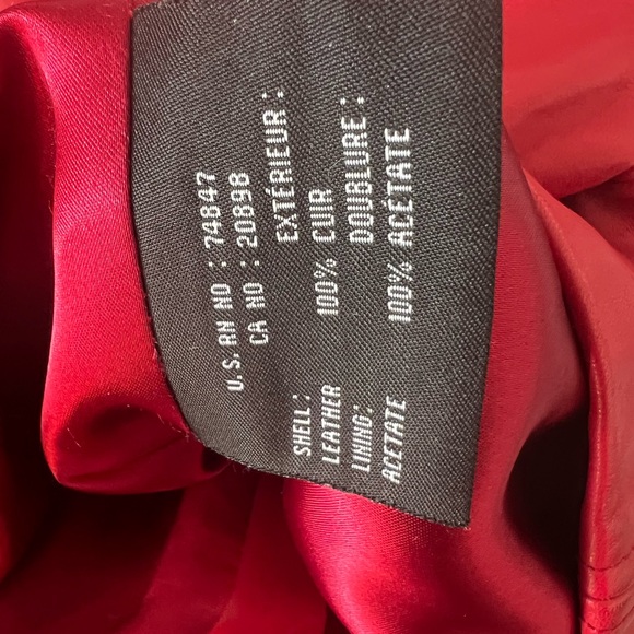 Red leather jacket - Picture 4 of 9